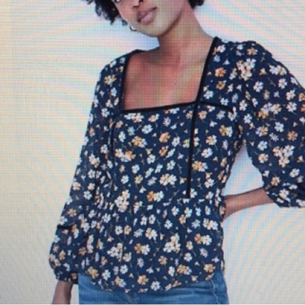 𝅺MADEWELL velvet trim navy floral  balloon sleeve square neckline NEW size S